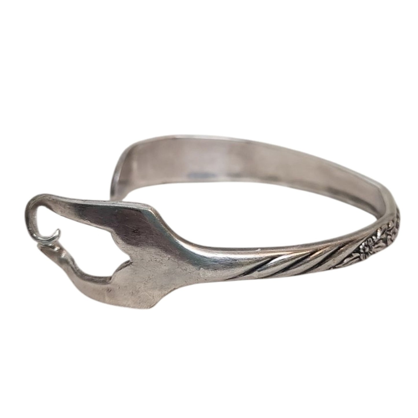 WM A Rogers Oneida Floral Fork Cuff Silver Plated Bracelet 6