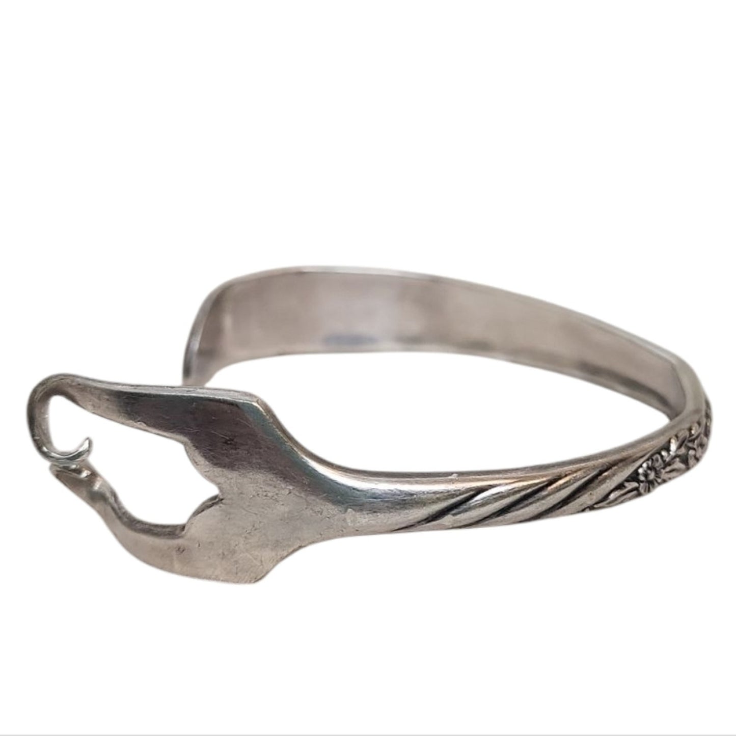 WM A Rogers Oneida Floral Fork Cuff Silver Plated Bracelet 6
